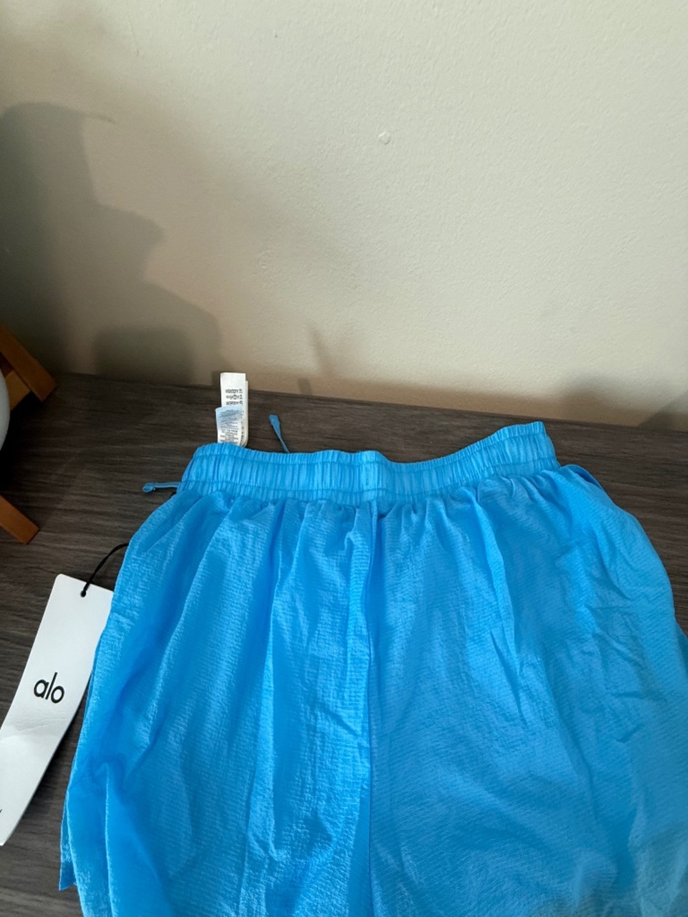 ALO shorts - Picture 2 of 2